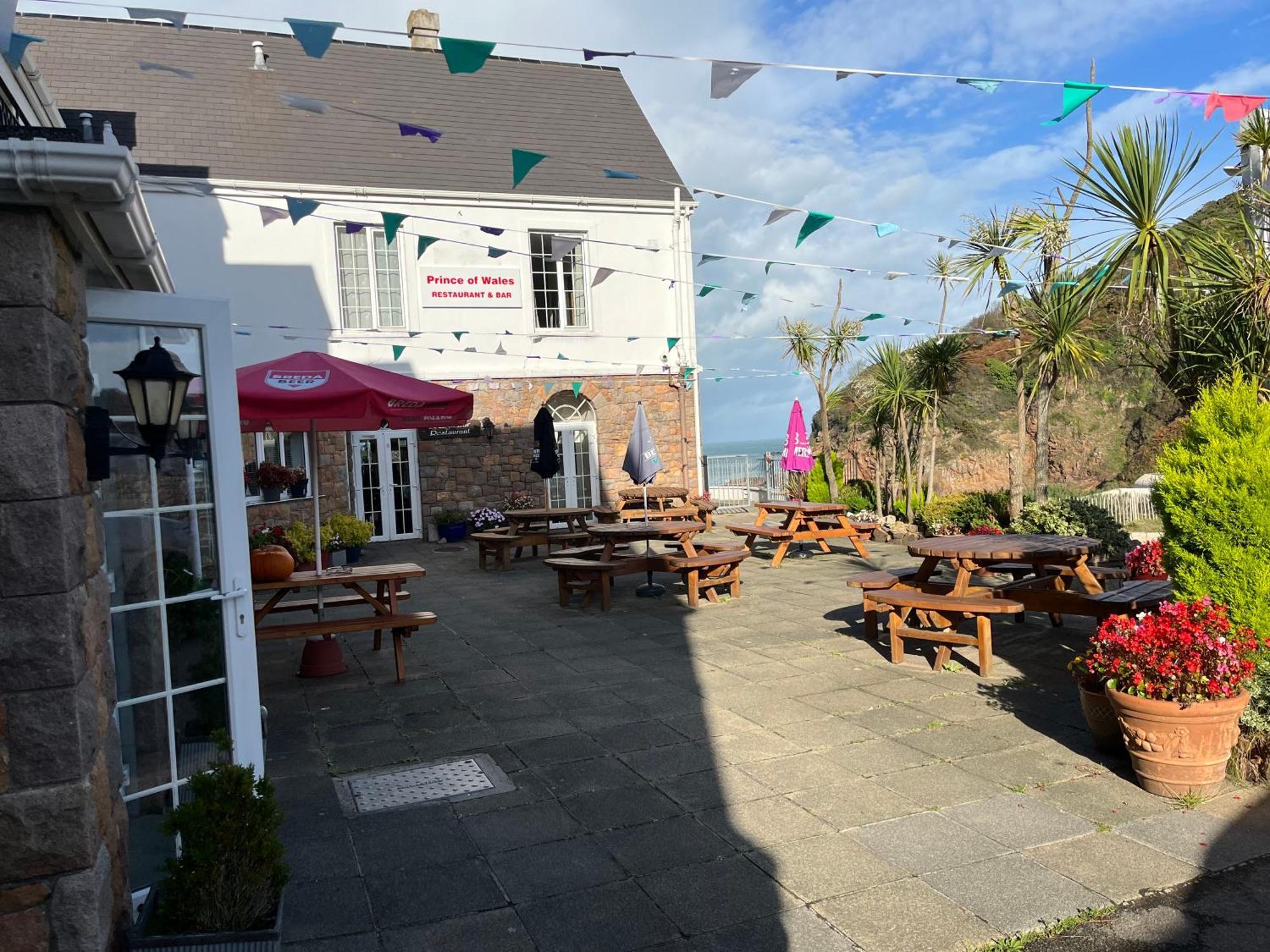 The Prince Of Wales Hotel St Ouen's Εξωτερικό φωτογραφία