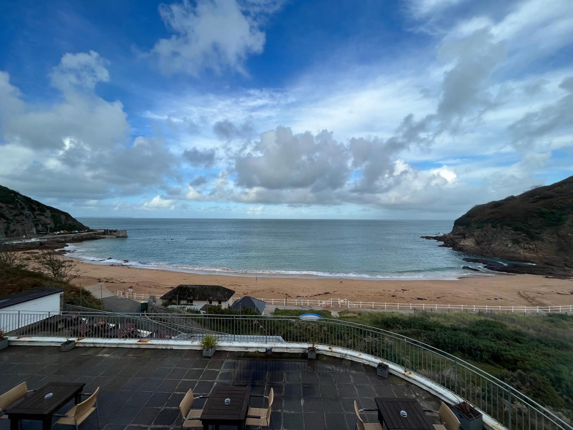The Prince Of Wales Hotel St Ouen's Εξωτερικό φωτογραφία