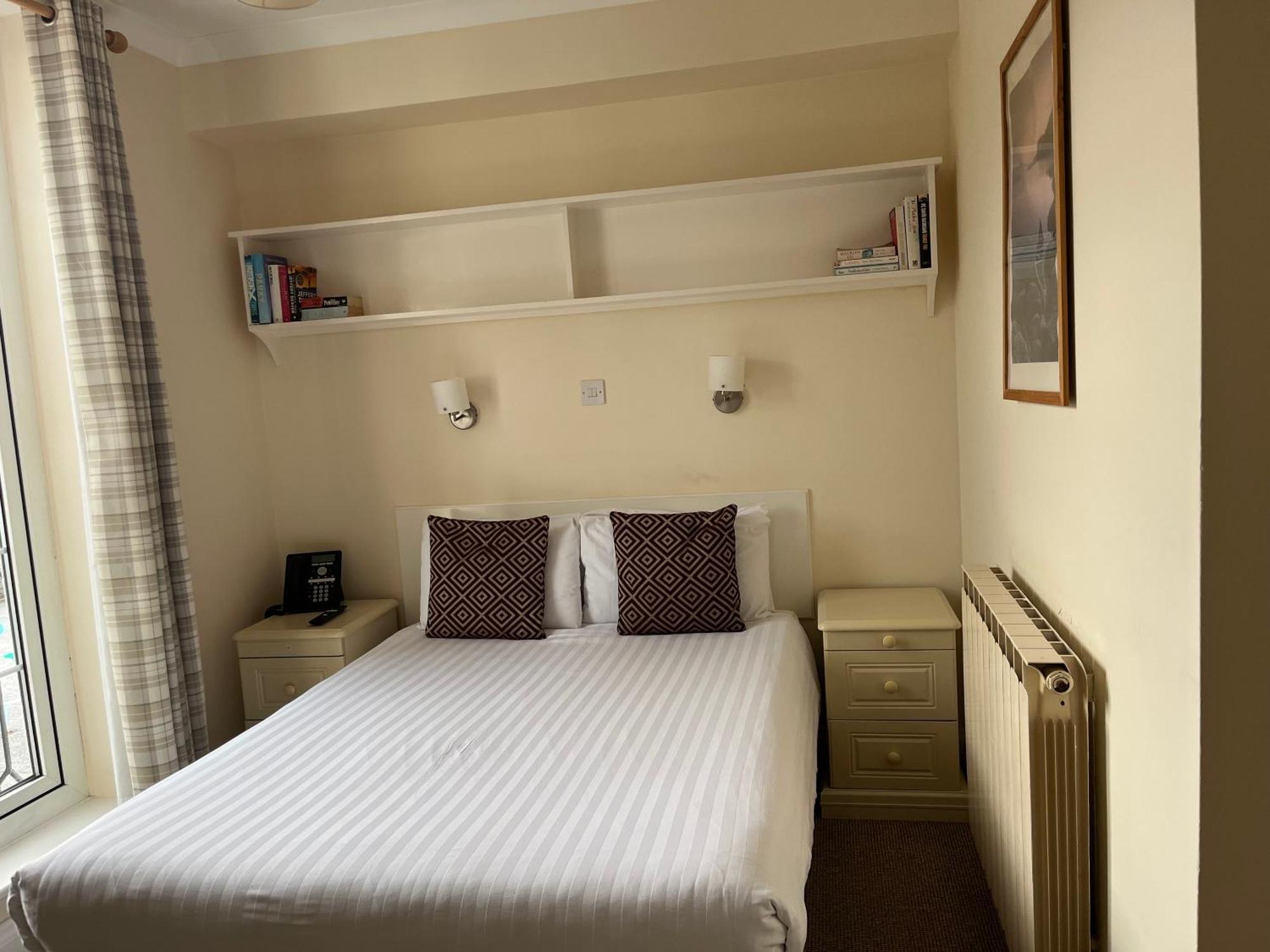 The Prince Of Wales Hotel St Ouen's Εξωτερικό φωτογραφία